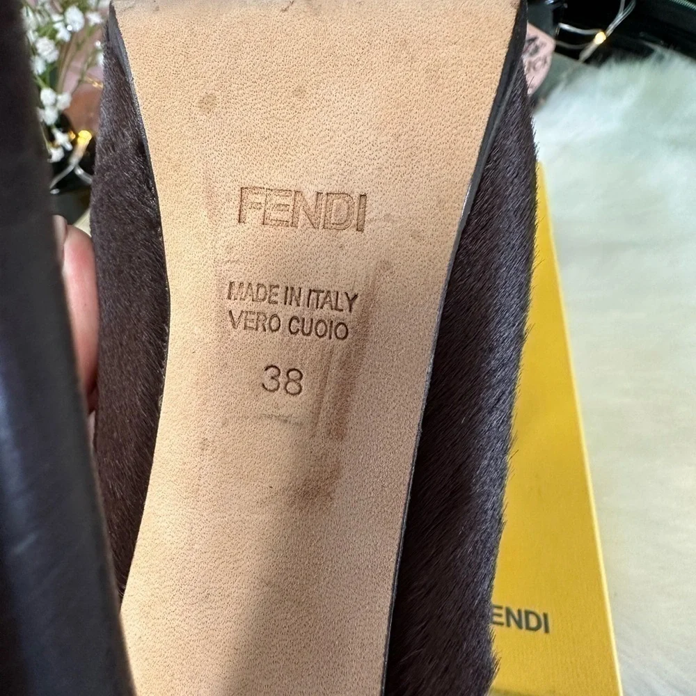 FENDI Décolleté Cavallino Camoscio Pony Hair Suede Platform Pump Brown 38 Italy